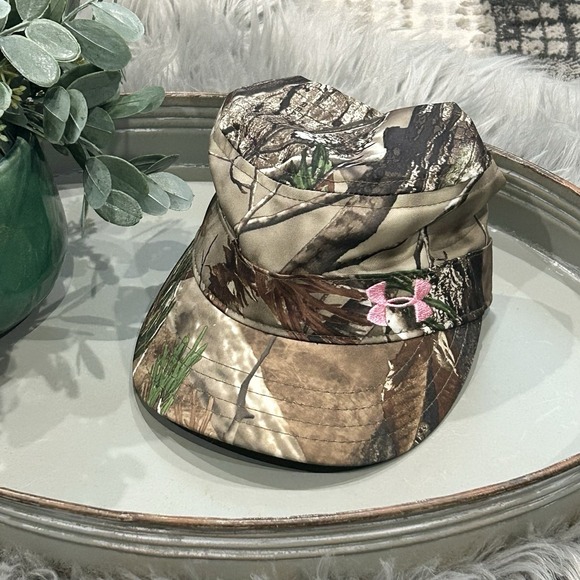 Under Armour Hat Womens OSFA Camo Pink Logo Strapback Army Cap - Picture 1 of 5